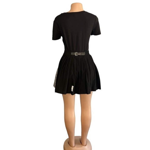 Bershka Black and White Plaid Pleated Mini Skirt - Picture 7 of 8